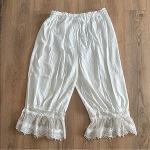Large Victorian  Bloomer Lace Regency Capris Pants 18th Century Vintage Style